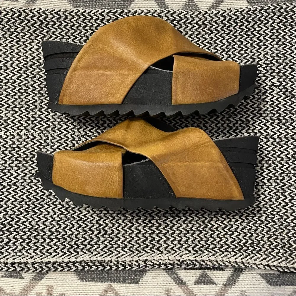 LOFINA Leather Cross-over Strap Wedge Sandal Sz-38/US 7.5 NWOT
